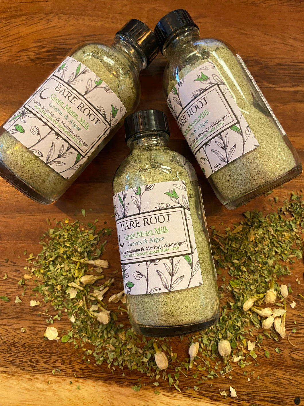 Green Moon Milk

Greens & Algae
Matcha, Spirulina and Moringa Adaptogen

Made with Coconut Milk, Matcha, Spirulina, Moringa and Jasmine.

Mix with water, simmer, froth and garnish with flowers for a pretty blue green herbal Adaptogen latte 💚

4 oz $16.00