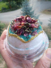 Floral Geode Salt Bath Bomb